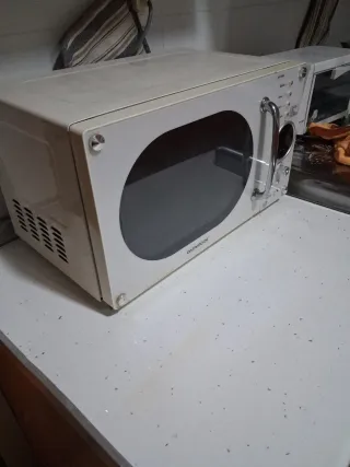 Microondas KDR-49HRC