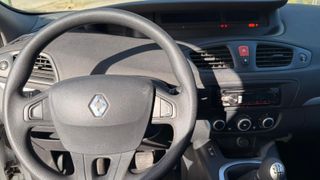 Renault Scenic 2011