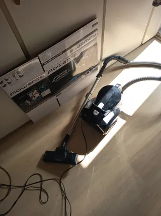 Aspiradora Rowenta Compact Power XXL 900W