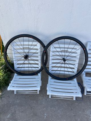 2 Ruedas Elite de Carbono Impecable estado.
