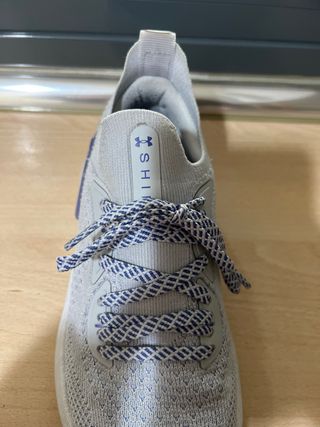 Zapatillas Under Armour Gris y Morado