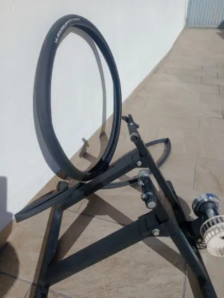 Rodillo Tacx para bicicleta
