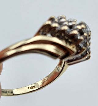 Anillo de Oro Blanco 10K, Diamantes, 4,21gr, T-17