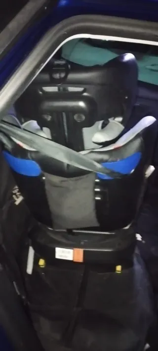 Sillita coche isofix+carrito+porta bebé(masicoxis)