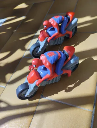Spiderman Kinder Sorpresa - 2 pezzi