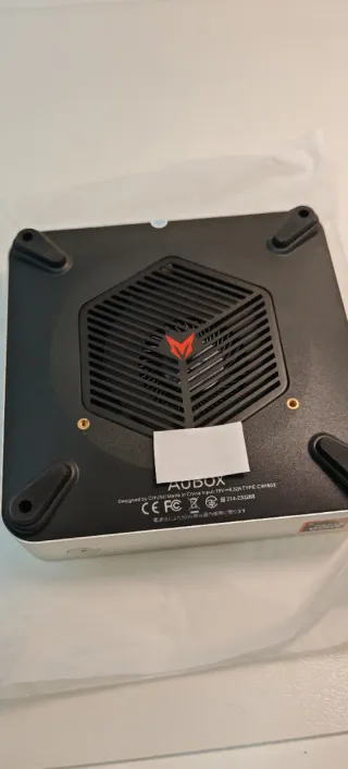 Mini PC Chuwi AuBox Ryzen 7 8745HS 16GB/512GB