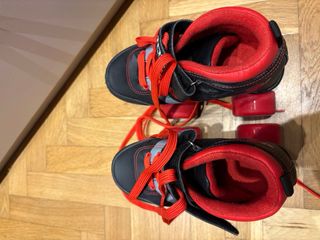 Patines Hockey Niño Talla 32. Usados 2 días