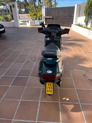 Peugeot SV50 Scooter Verde