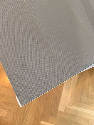 Mesa plegable blanca El Corte Inglés y 3 sillas
