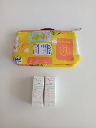 Neceser Clinique + 2 muestras Avene