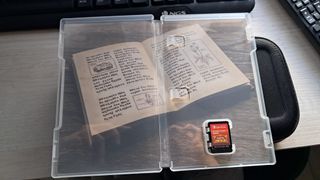 Gioco Nintendo Switch Pokémon Scarlatto + Custodia