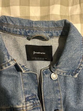 Cazadora tejana vaquera