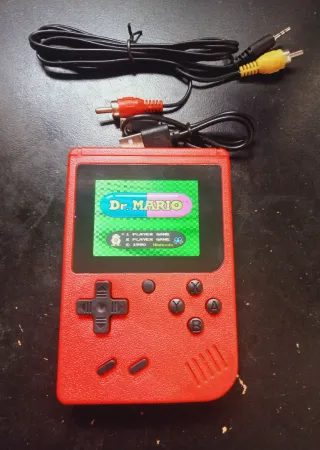 Mini consola retro 500 en 1 Roja, LCD y 8 Bits.