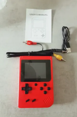 Mini consola retro 500 en 1 Roja, LCD y 8 Bits.