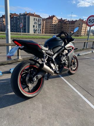 Honda CBR 650R 2024