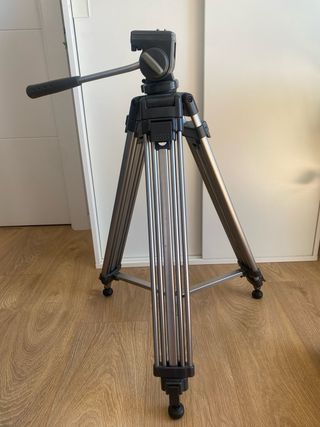 Trípode Heiwa TH650 para cámaras