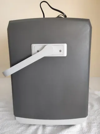 Nevera AEG enchufable coche/casa