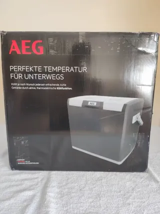 Nevera AEG enchufable coche/casa