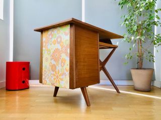 Escritorio madera escandinavo