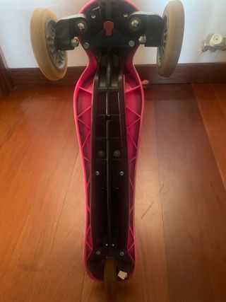 Patín de 3 ruedas Globber rosa