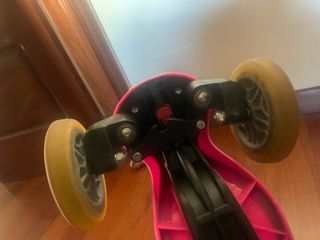 Patín de 3 ruedas Globber rosa