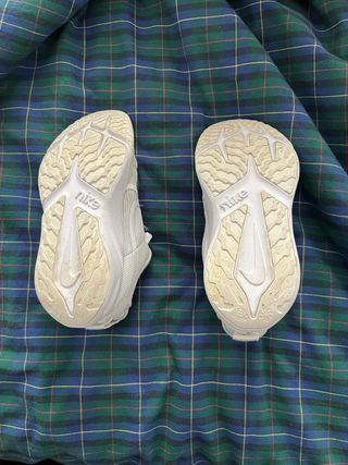 Deportivas Nike Blancas niña talla 31