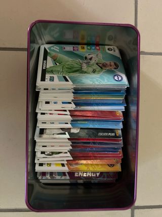 Álbum LALIGA Adrenalyn 2023-24 Panini Incluye caja