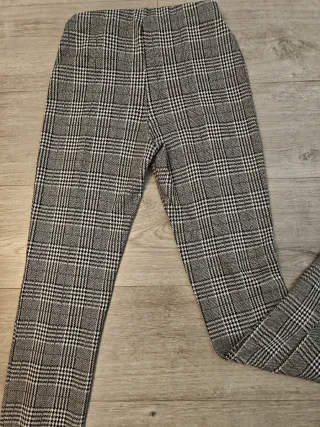 Pantalones de cuadros con abertura