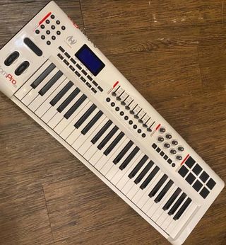 Controlador M-Audio Axiom Pro 49