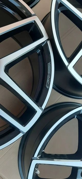 Llantas 21” Mercedes AMG V-Acabado OEM