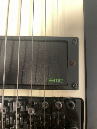 Jackson JS32 Rhoads AH Ivory EMG FR