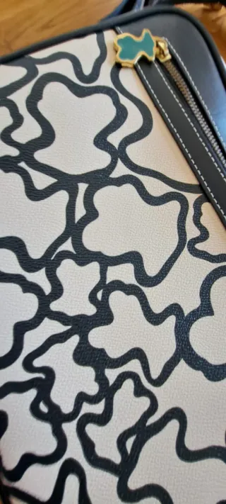 Bolso Tous Kaos Beige y Negro