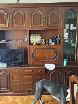 Regalo mueble de salón de madera y cristal