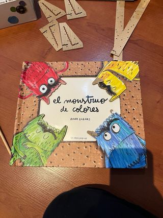 Libro y Juego El Monstruo de Colores de Anna Llena