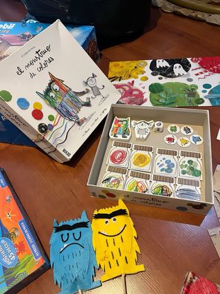 Libro y Juego El Monstruo de Colores de Anna Llena