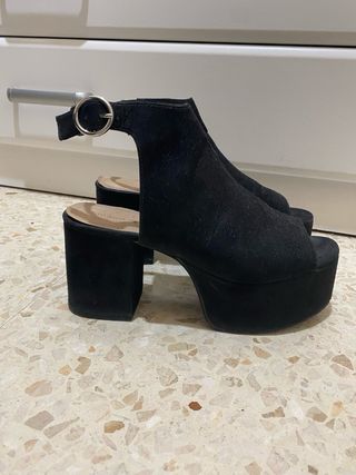 Zapatos negros plataforma tacón