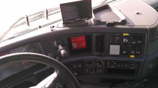 Volvo FH 13 480-CAMIONES PORTAMAQUINARIAS