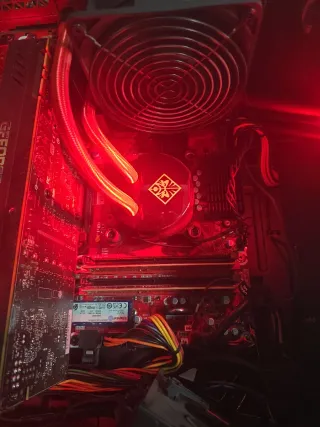 Torre PC Gaming RGB Negra Precio negociable