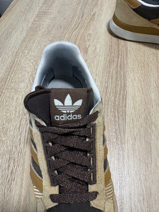 Zapatillas Adidas Hombre Beige y Marrón