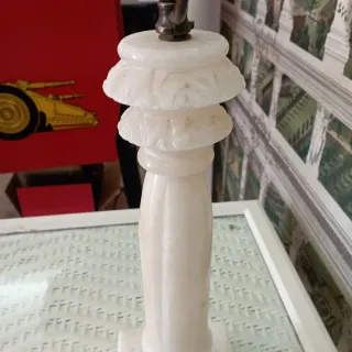 BASE PER LAMPADA IN MARMO COMPLETA DI IMPIANTO