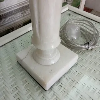 BASE PER LAMPADA IN MARMO COMPLETA DI IMPIANTO