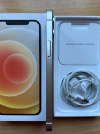 iPhone 12; 128GB Blanco