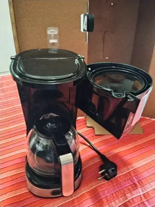 Cafetera de filtro como nueva en caja