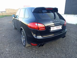 Porsche Cayenne 2011