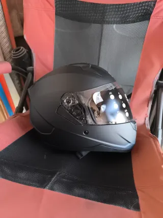 Casco de moto GMS negro talla XL