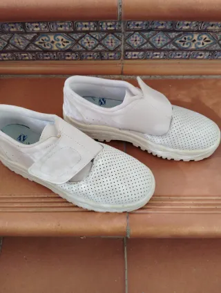 Zapatos blancos