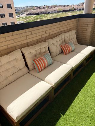 Conjunto mesa y sillas terraza madera