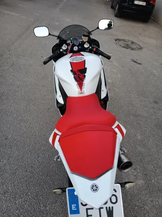 Yamaha R6 2007 Roja y Blanca