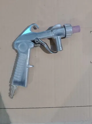 Pistola chorreadora con boquillas
