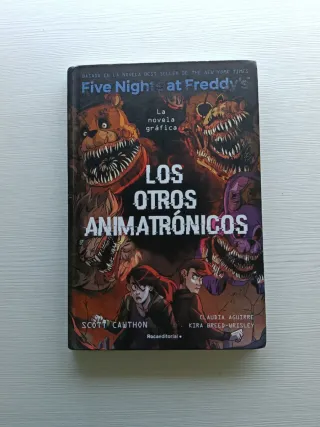 LIBRO GRÁFICO FIVE NIGHTS AT FREDDY'S LOS OTROS...